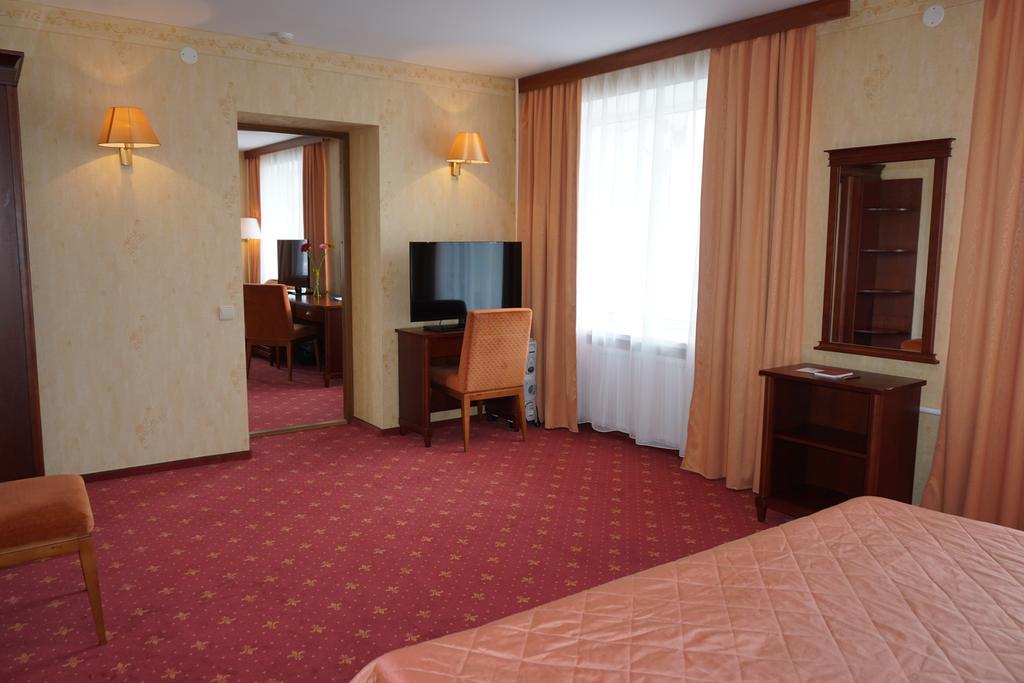 Vyborgskaya Hotel Санкт Петербург Екстериор снимка